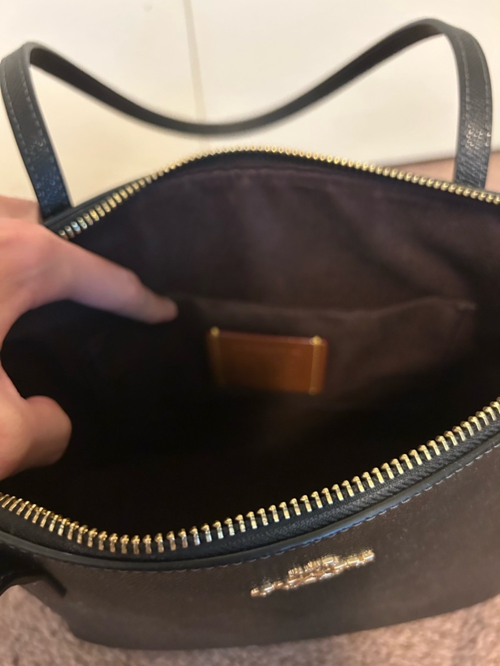 Coach Fiona zip tote black bag - Picture 5 of 6